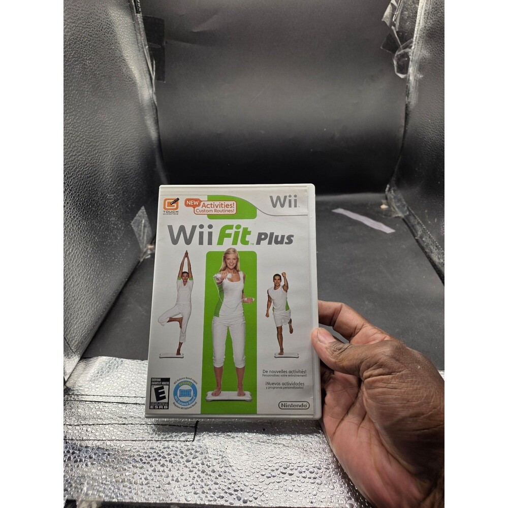 Wii Fit Plus Nintendo Wii Game – Complete – Tested & Working